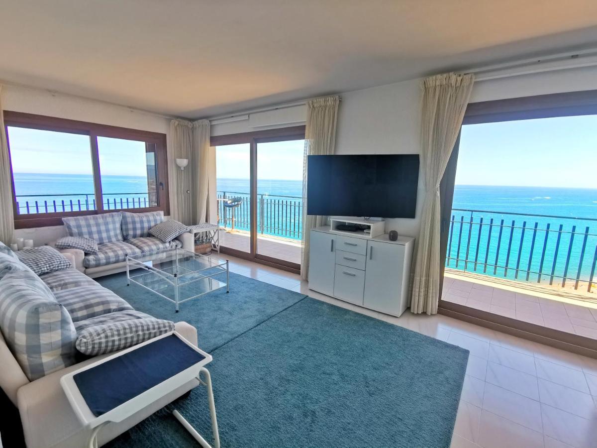 Spacious Seafront Apartment Platja d'Aro Exterior photo