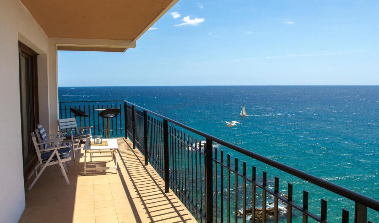 Spacious Seafront Apartment Platja d'Aro Exterior photo